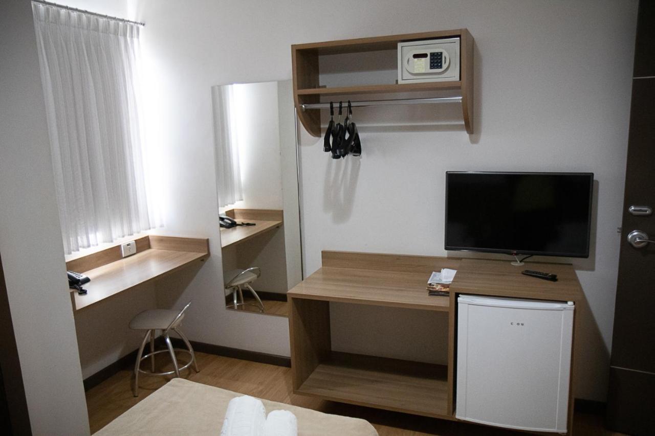 Maximus Business Hotel Ji-Paraná Esterno foto